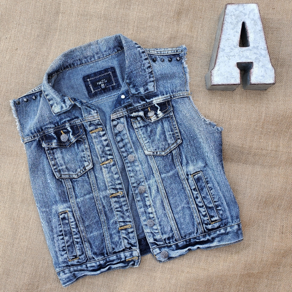 Rue 21 Denim Studded Lace Back Distresed Frayed Sleeveless Jean Vest